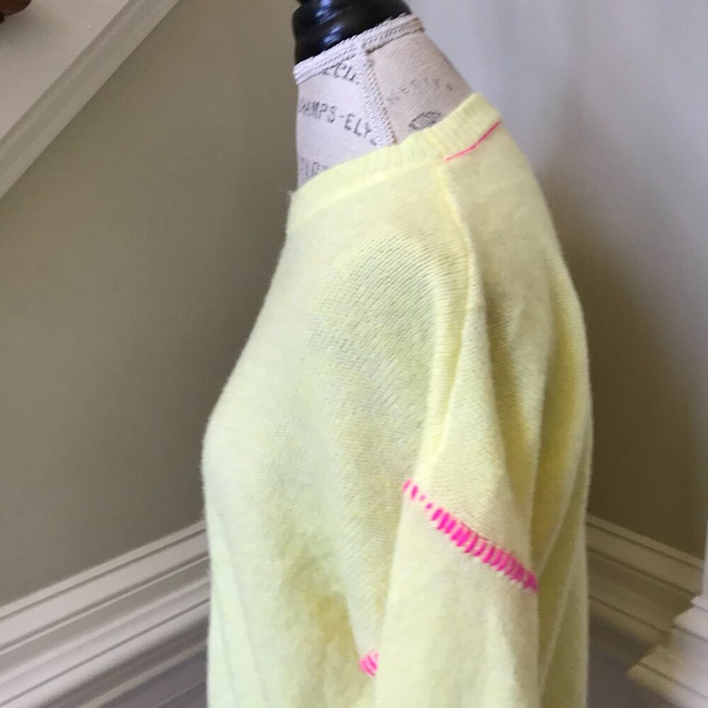 Sundry Crew Neck Pullover Sweater Womens 0 XS Yellow Pink Stitch Long Sleeve - Picture 8 of 10